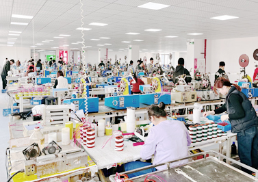 圣元電器生產車間