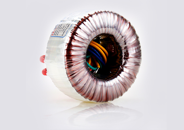 40W微型變壓器（音響功放專用無(wú)干擾漏磁小變壓器）